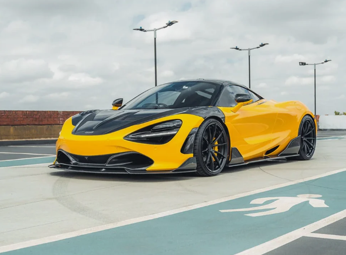 Mclaren 720S - Bas de caisse carbone, CT DESIGN