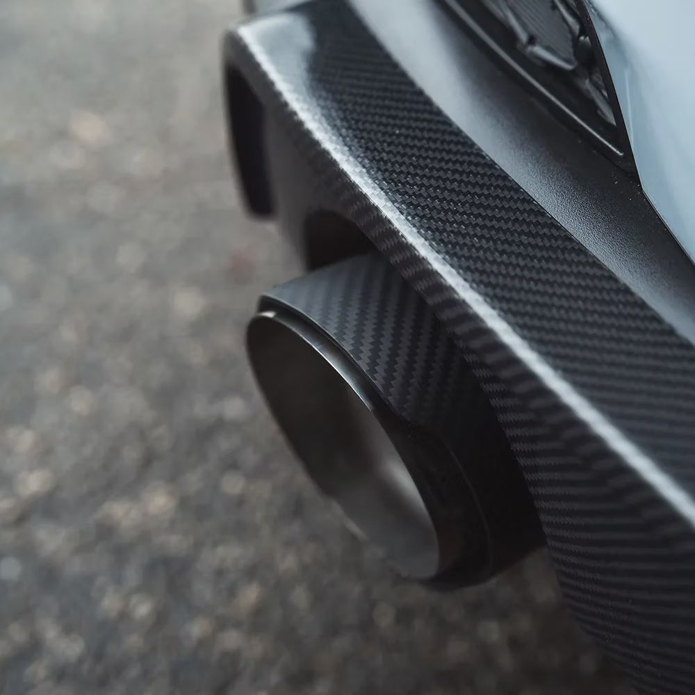 EMBOUTS D'ÉCHAPPEMENT INOX/CARBONE HYUNDAI I30N - ENSEMBLE DE 2 PIÈCES
