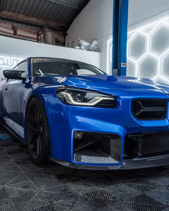 Lame avant en carbone pour BMW M2 G87 - TR87 sans ailerons