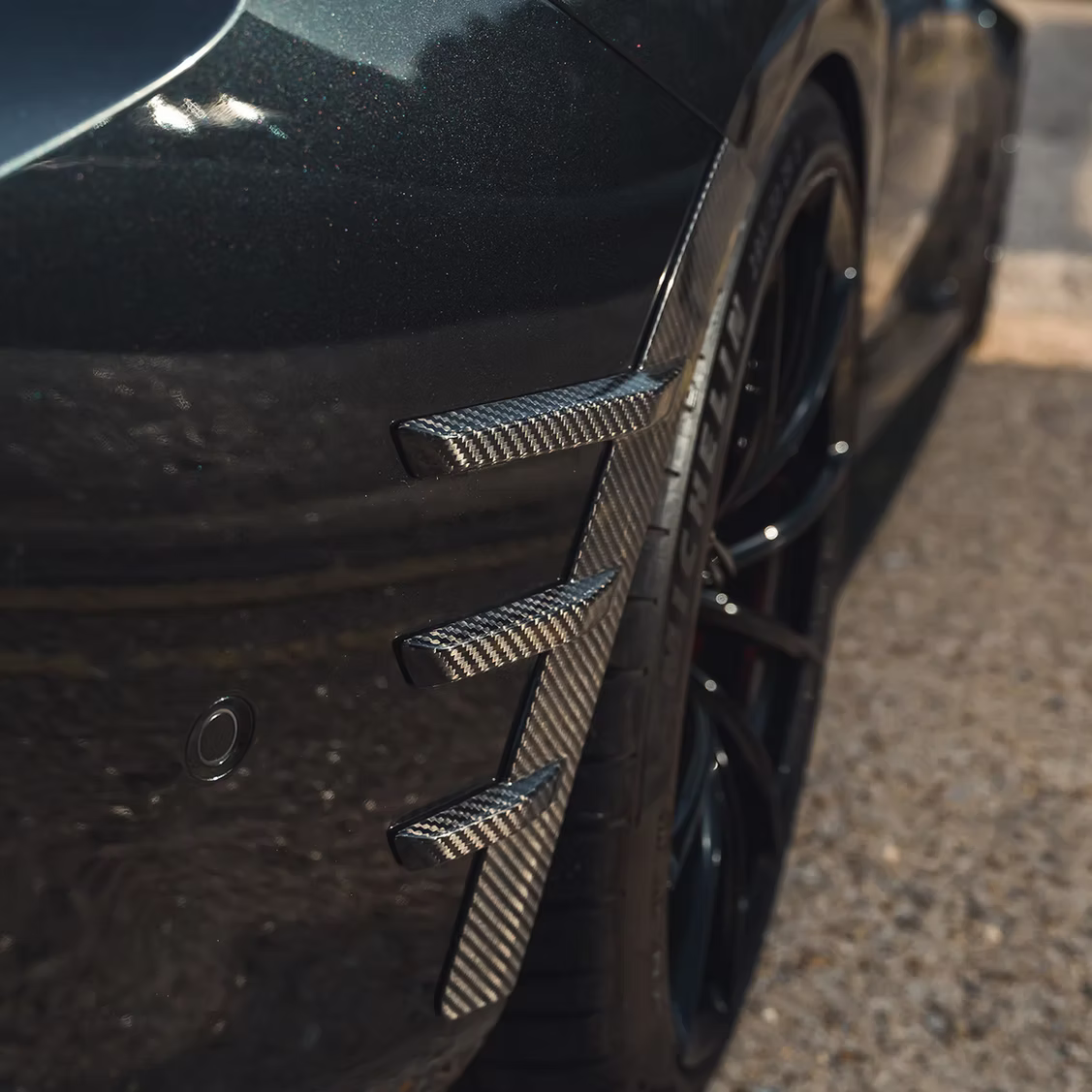 Garniture d'ailes latérales arrière carbone CT, BMW M2 G87