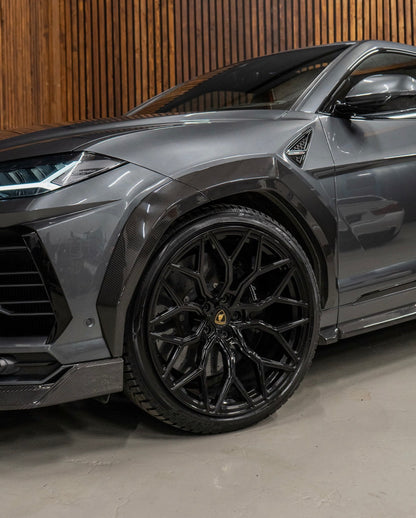 URUS - Elargisseurs d'ailes carbone, CT DESIGN