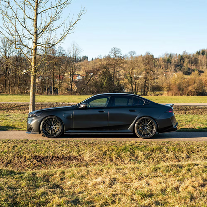 BAS DE CAISSE LATÉRAUX CARBONE CT, BMW G90/G99 M5 2024+ - CT DESIGN