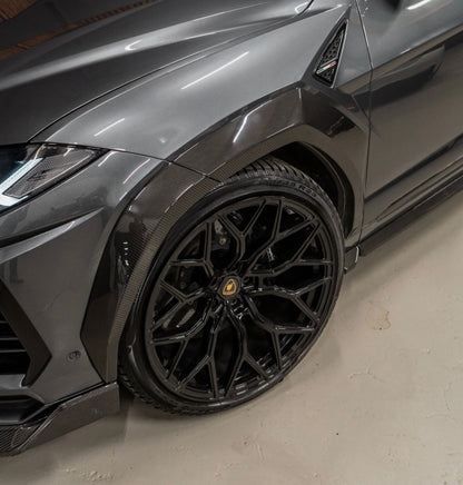 URUS - Elargisseurs d'ailes carbone, CT DESIGN