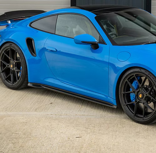 BAS DE CAISSE LATÉRAUX CARBONE CT, PORSCHE 911 (992) TURBO S - CT DESIGN
