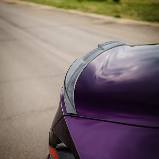 Becquet en carbone CT pour BMW G22/G87 - Style V