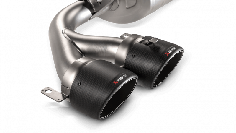 LIGNE D'ÉCHAPPEMENT DUPLEX APRÈS FAP AKRAPOVIC, CLA 35 AMG