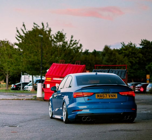 BECQUET CARBONE CT, AUDI A3/S3/RS3 8V BERLINE - V STYLE