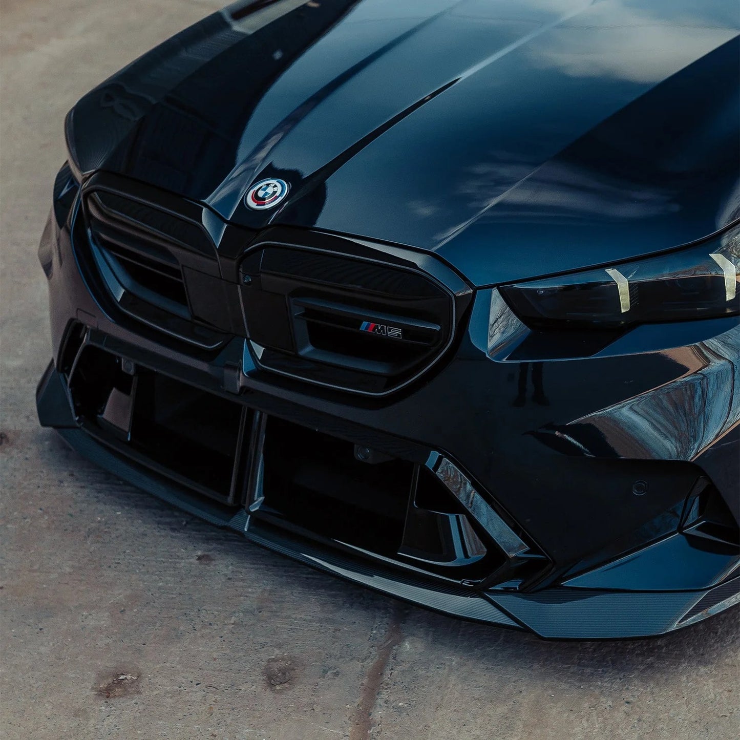 Lame avant carbone SQ-A, BMW M5 G9X