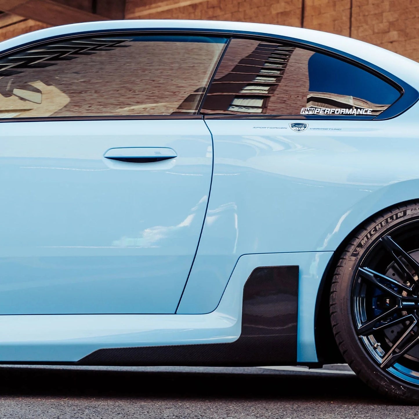 Rajouts Bas de caisse carbone Performance Style, BMW M2 G87