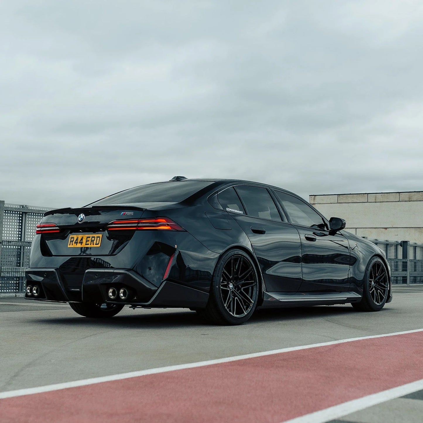 Bas de caisse carbone MHC Performance, BMW M5 G9X
